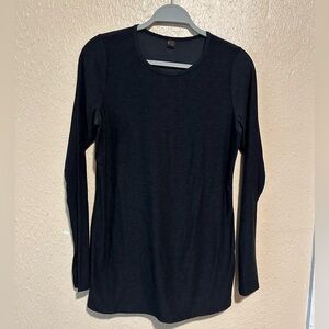 Beyond the Bump Maternity Long Sleeve Top Size Large‎